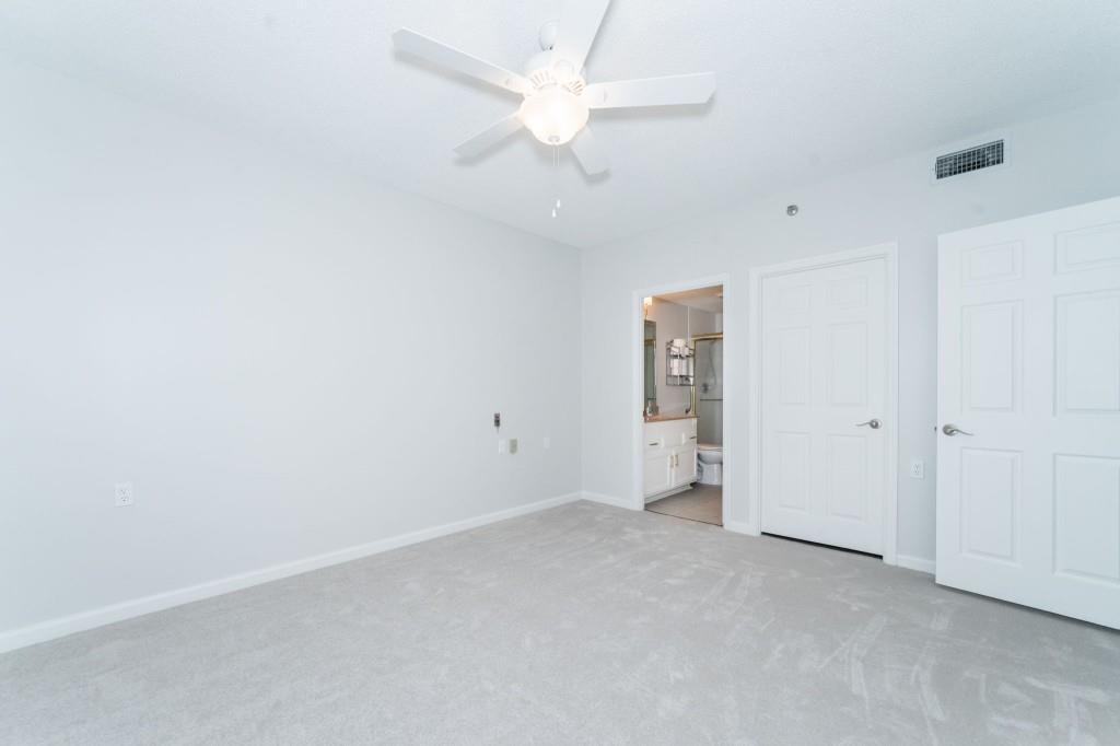 1800 Clairmont Lake Unit 220
