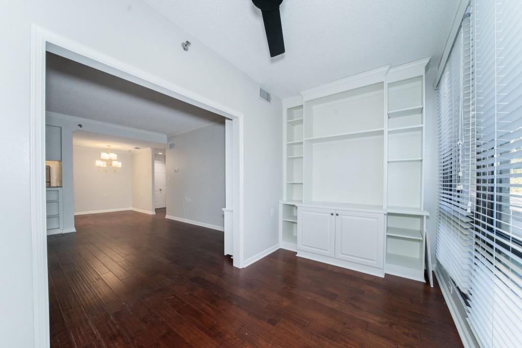 1800 Clairmont Lake Unit 220
