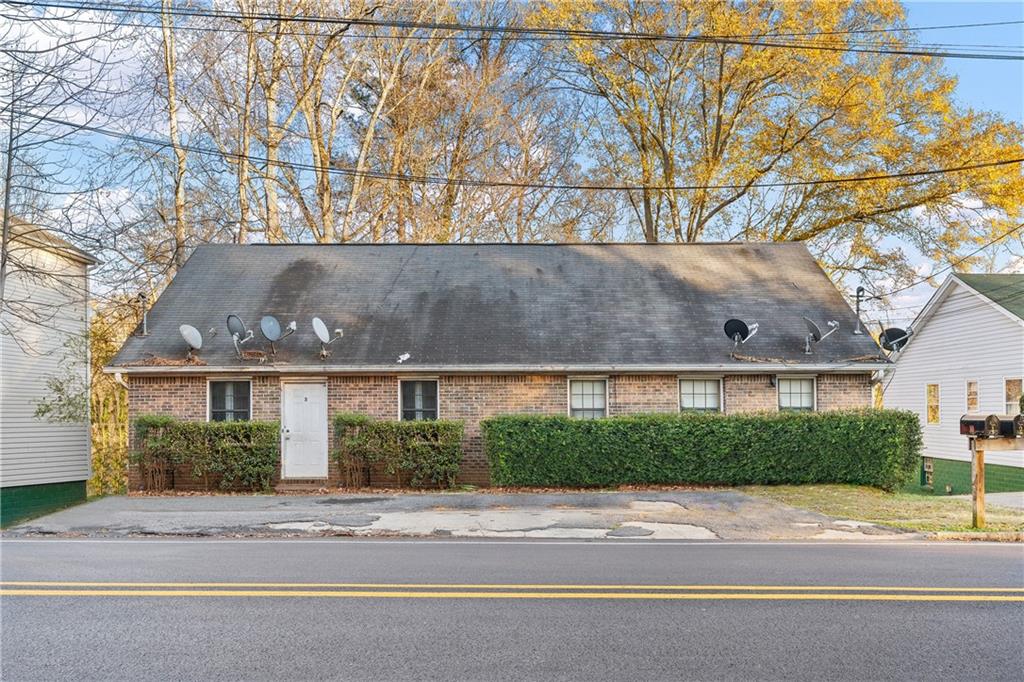 80 Lakeview Drive