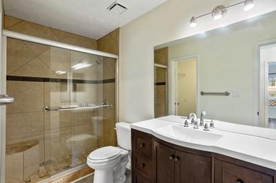 1002 Peachtree Forest Terrace