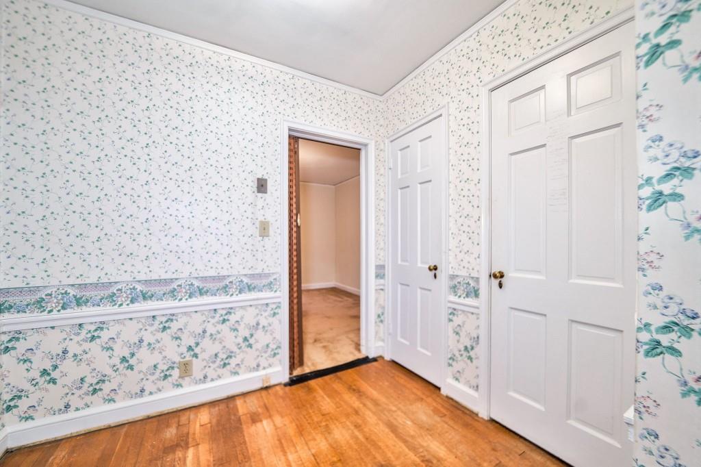 1941 Edinburgh Terrace NE