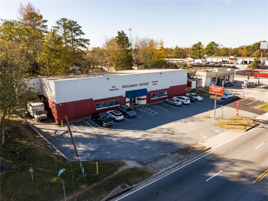 6151 Covington Highway