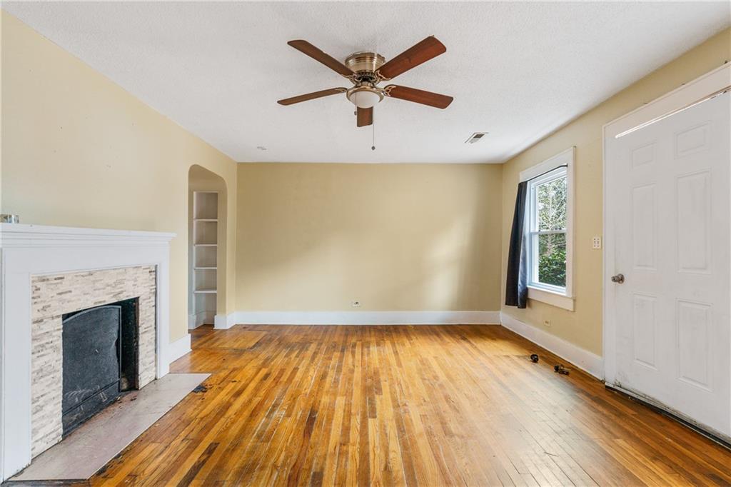 8 Lucille Avenue NW