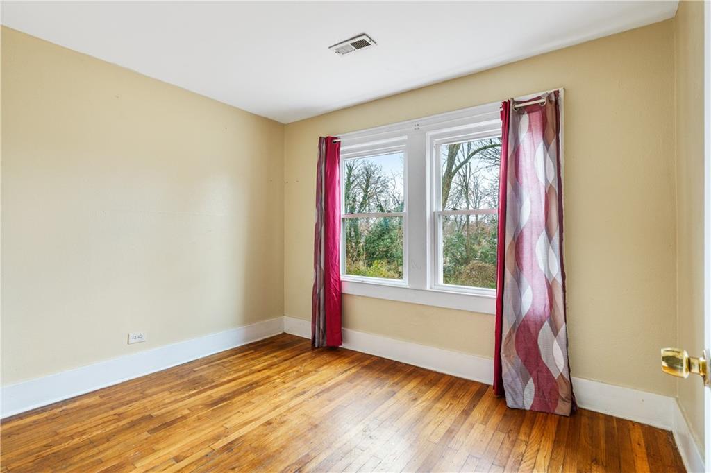 8 Lucille Avenue NW