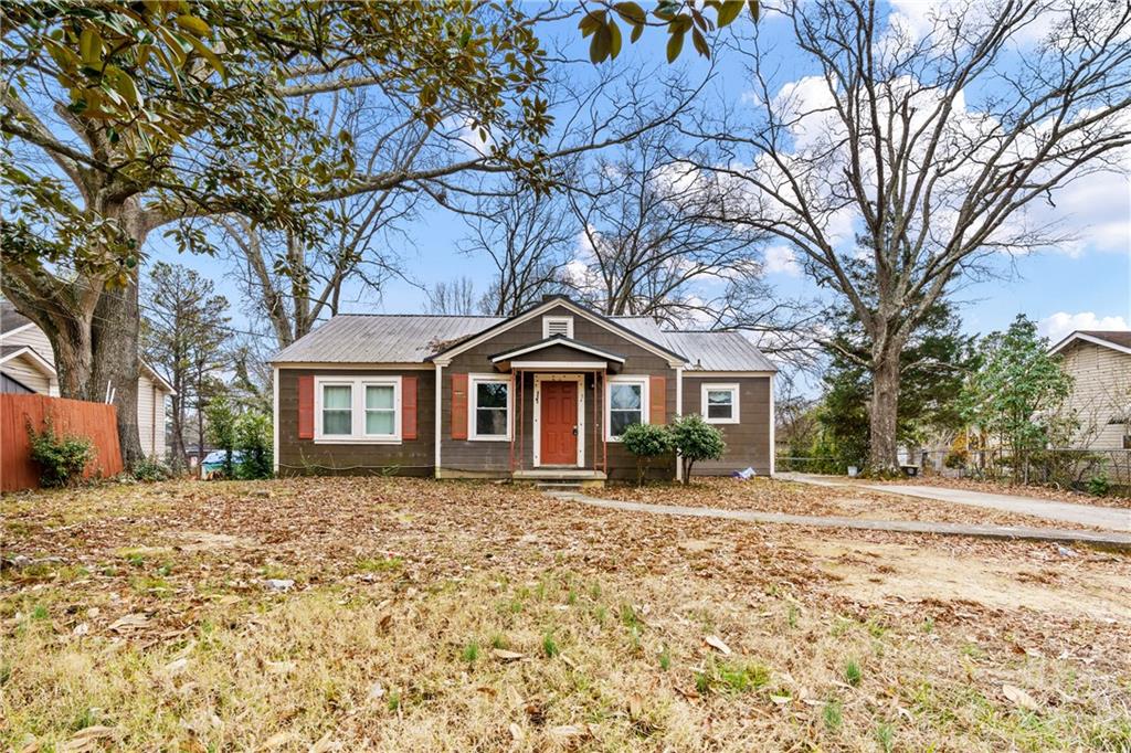 8 Lucille Avenue NW