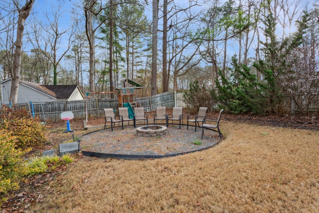 3346 Stonewall Drive NW