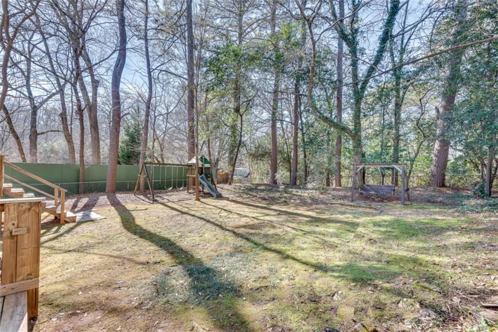 1119 Forrest Boulevard