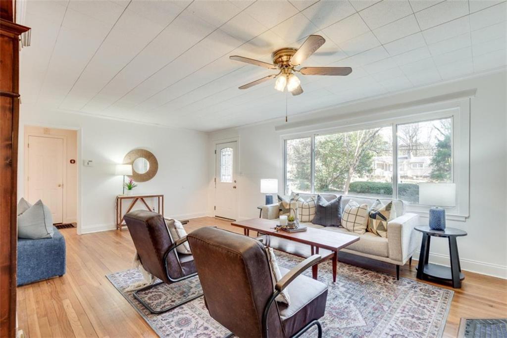 1119 Forrest Boulevard