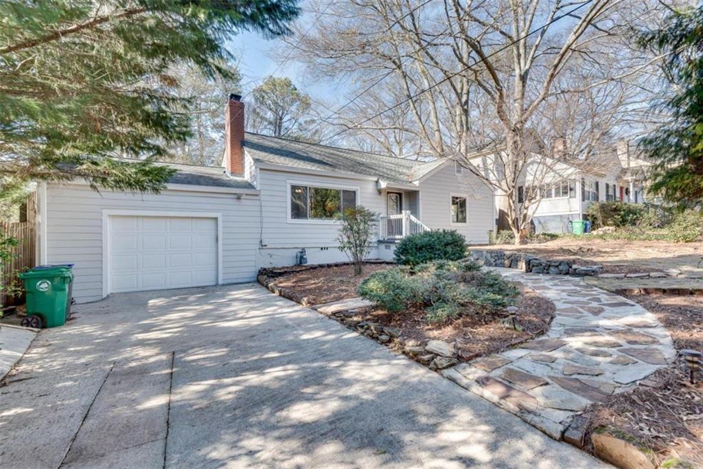 1119 Forrest Boulevard