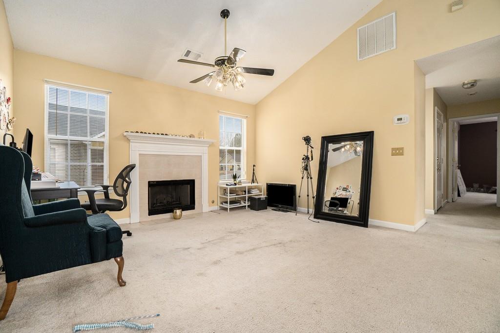 1285 Waterton Trail