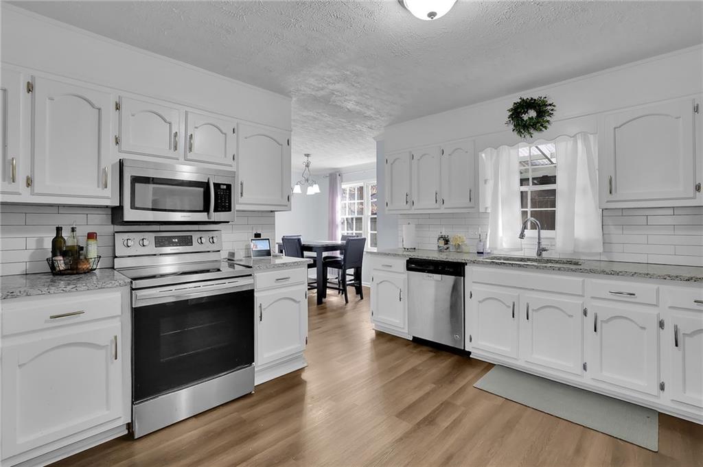 5073 Fieldgreen Crossing