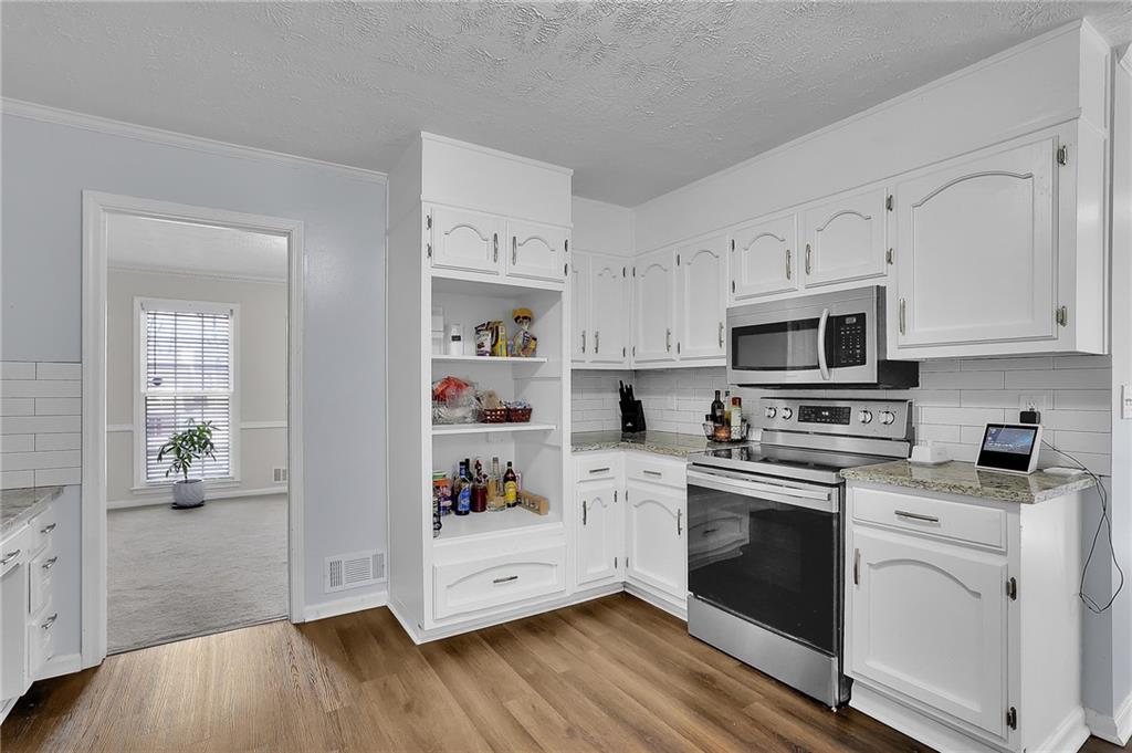 5073 Fieldgreen Crossing