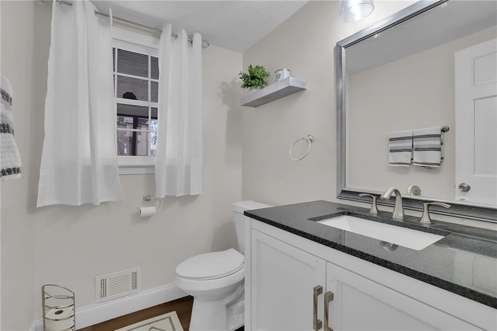 5073 Fieldgreen Crossing