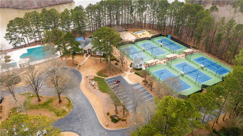 390 Meadowmeade Lane