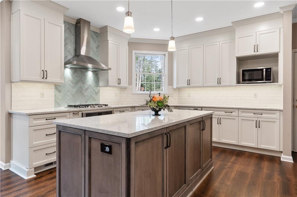 390 Meadowmeade Lane