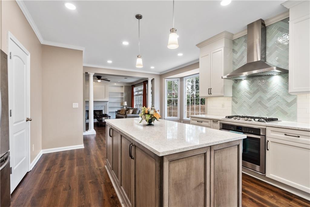 390 Meadowmeade Lane