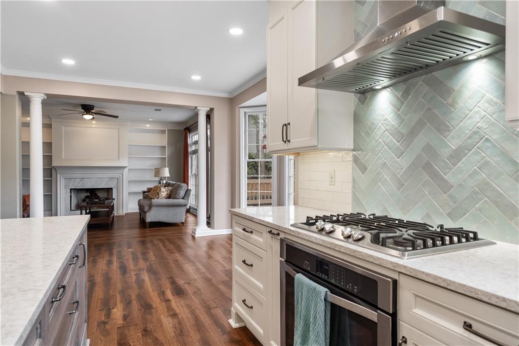 390 Meadowmeade Lane