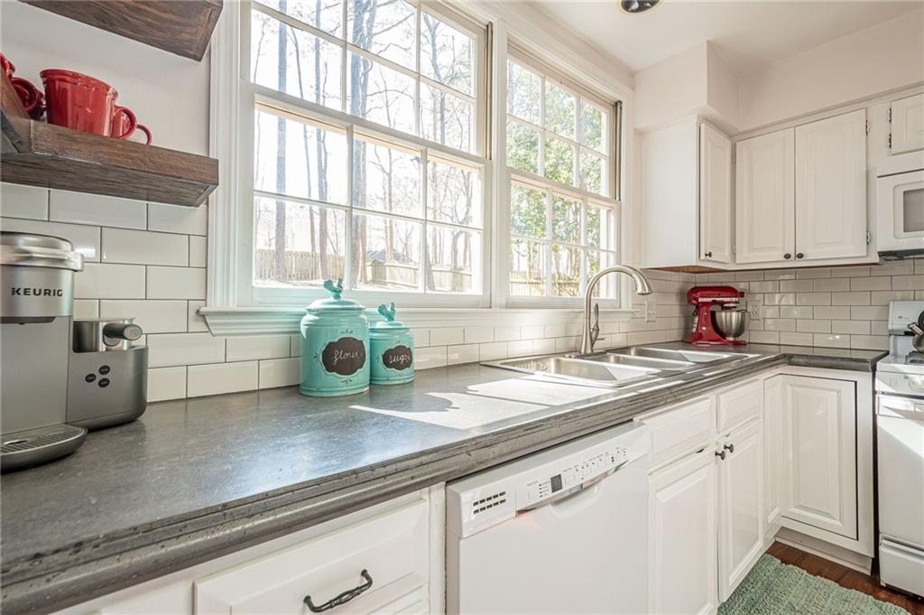 1760 N Milford Creek Lane SW