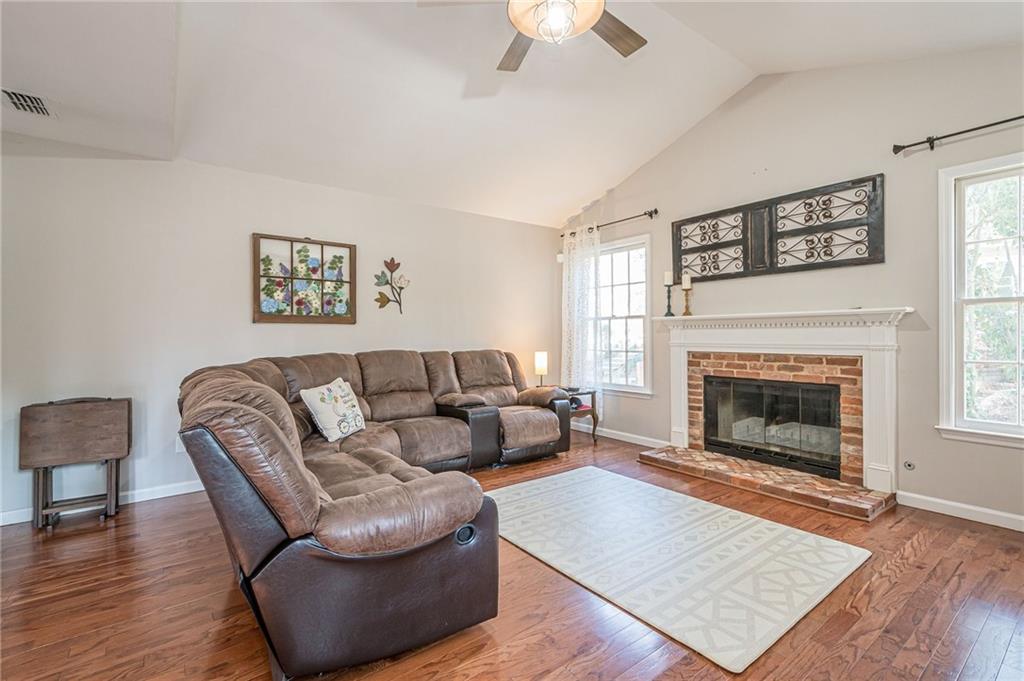 1760 N Milford Creek Lane SW