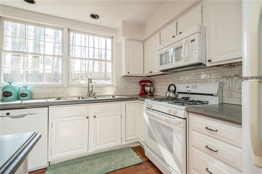 1760 N Milford Creek Lane SW