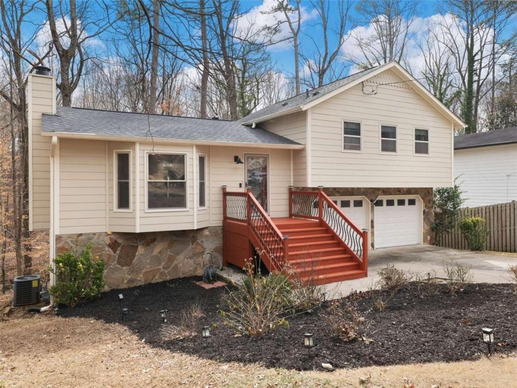 6910 Clearlake Court