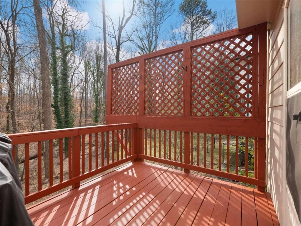 6910 Clearlake Court