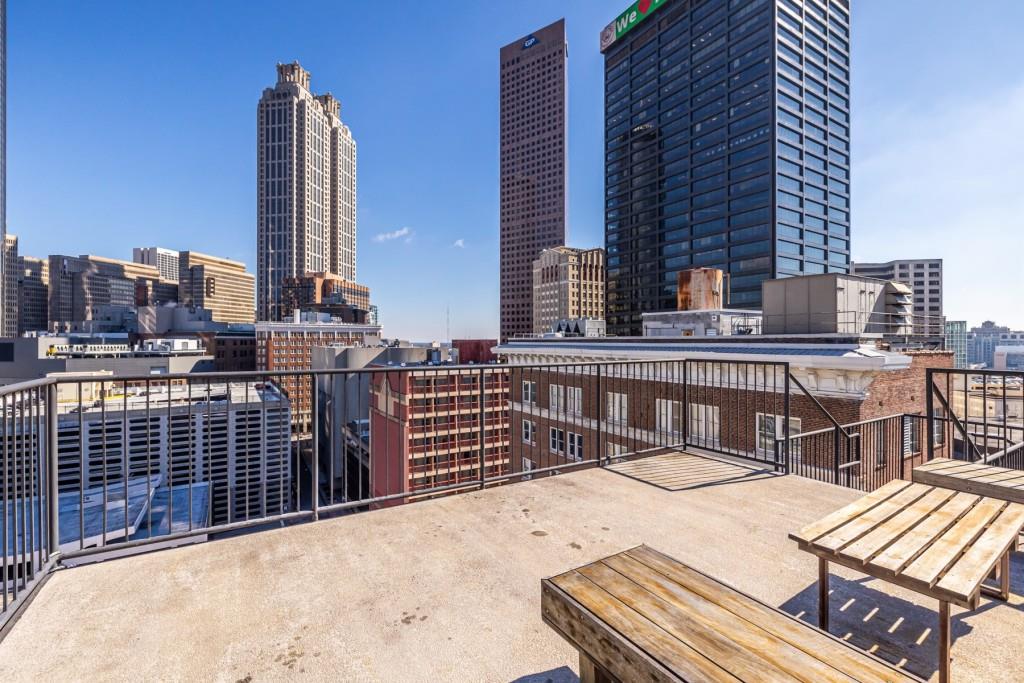90 Fairlie Street NW Unit 602