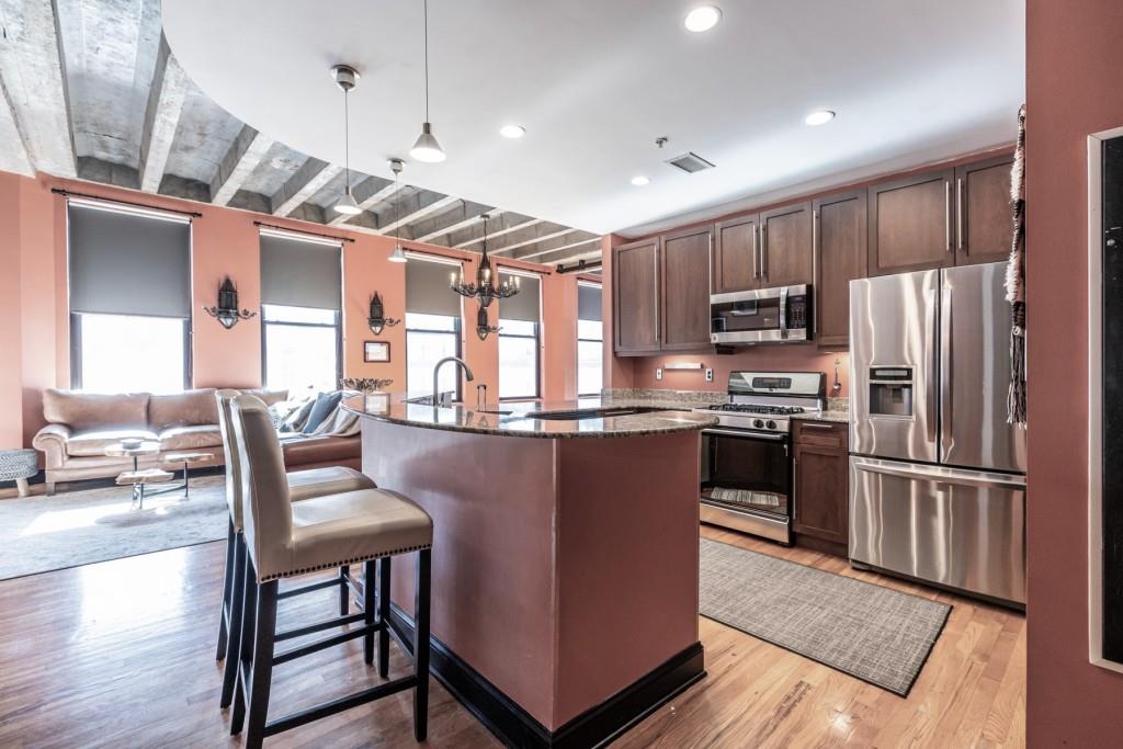 90 Fairlie Street NW Unit 602