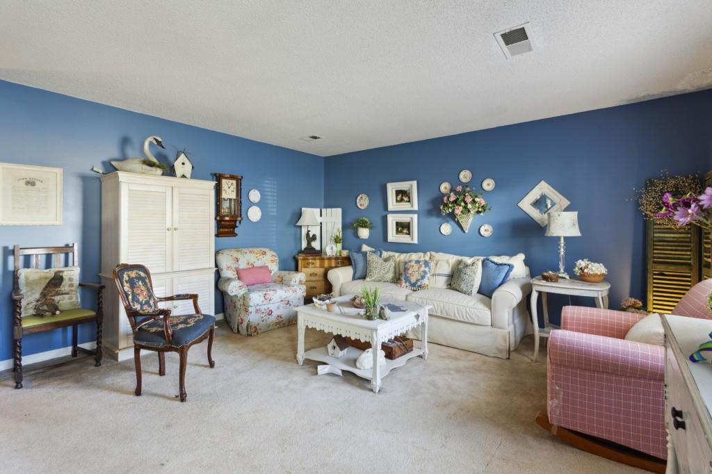 933 Westland Drive SW