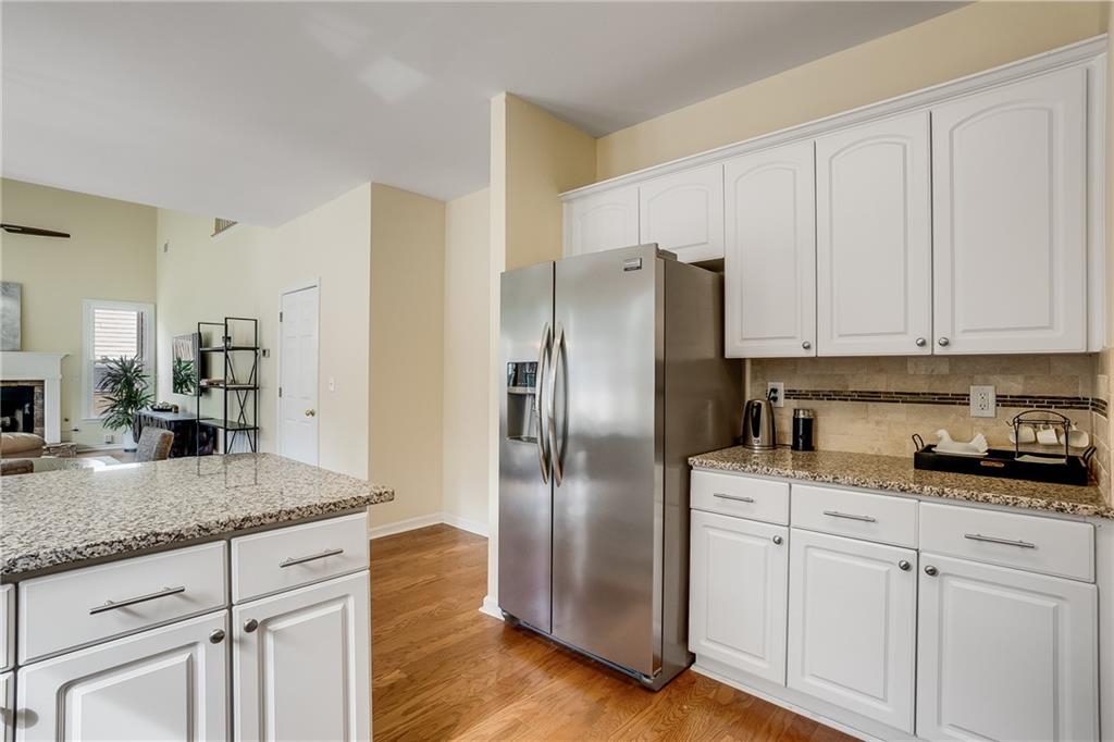 3840 Canterbury Walk Drive