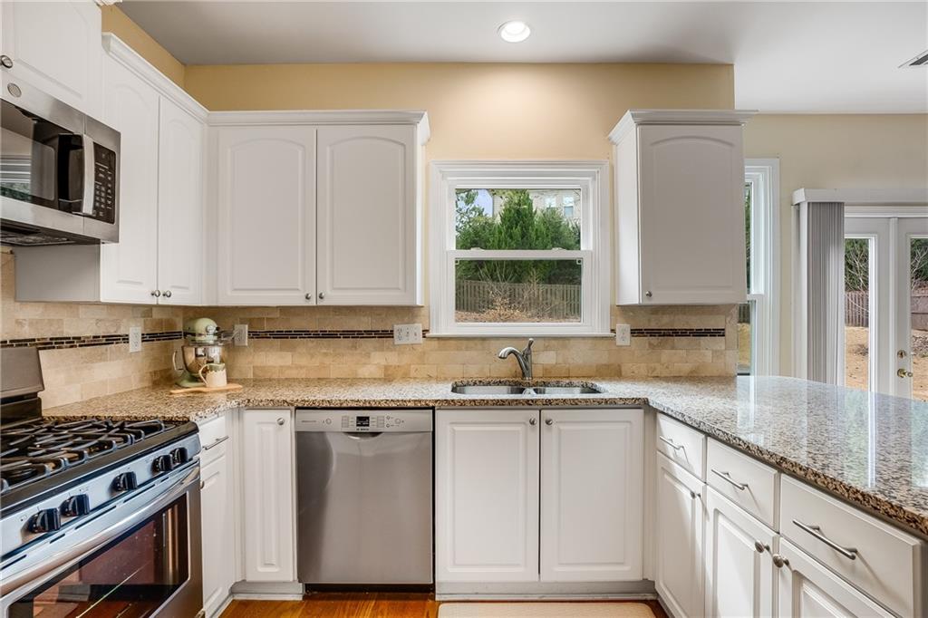 3840 Canterbury Walk Drive