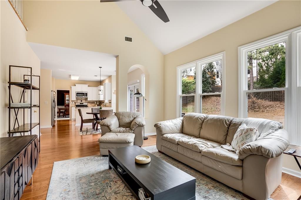 3840 Canterbury Walk Drive