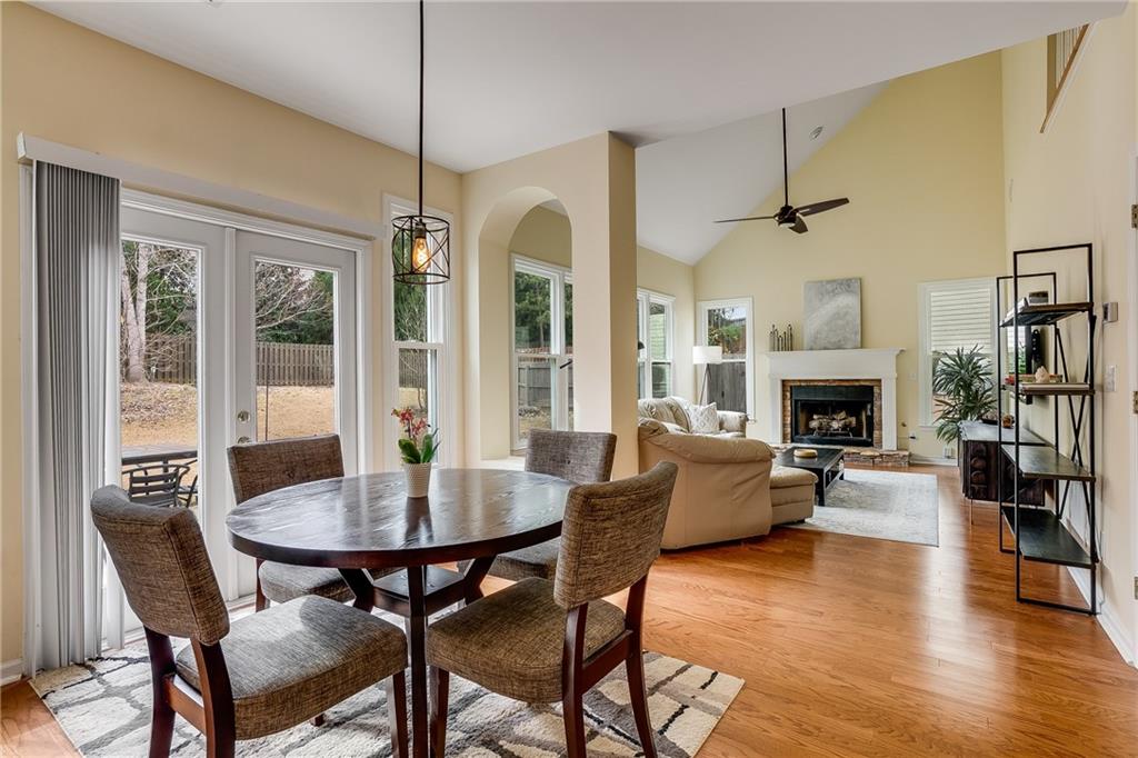 3840 Canterbury Walk Drive