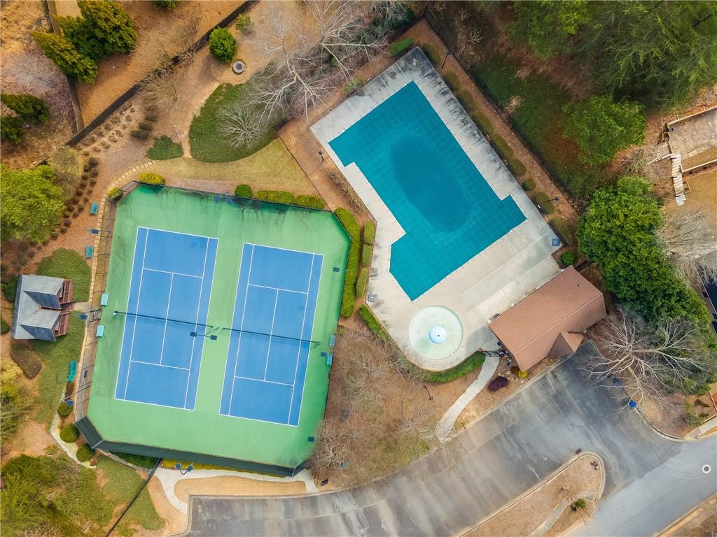 3840 Canterbury Walk Drive