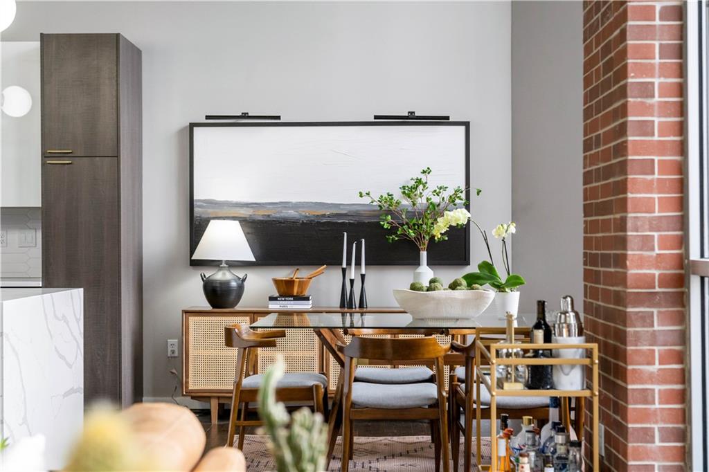 1023 Juniper Street NE Unit 302