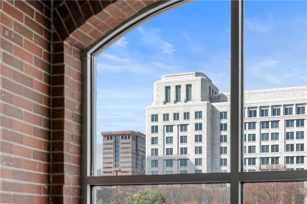 1023 Juniper Street NE Unit 302