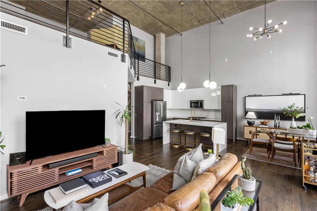 1023 Juniper Street NE Unit 302