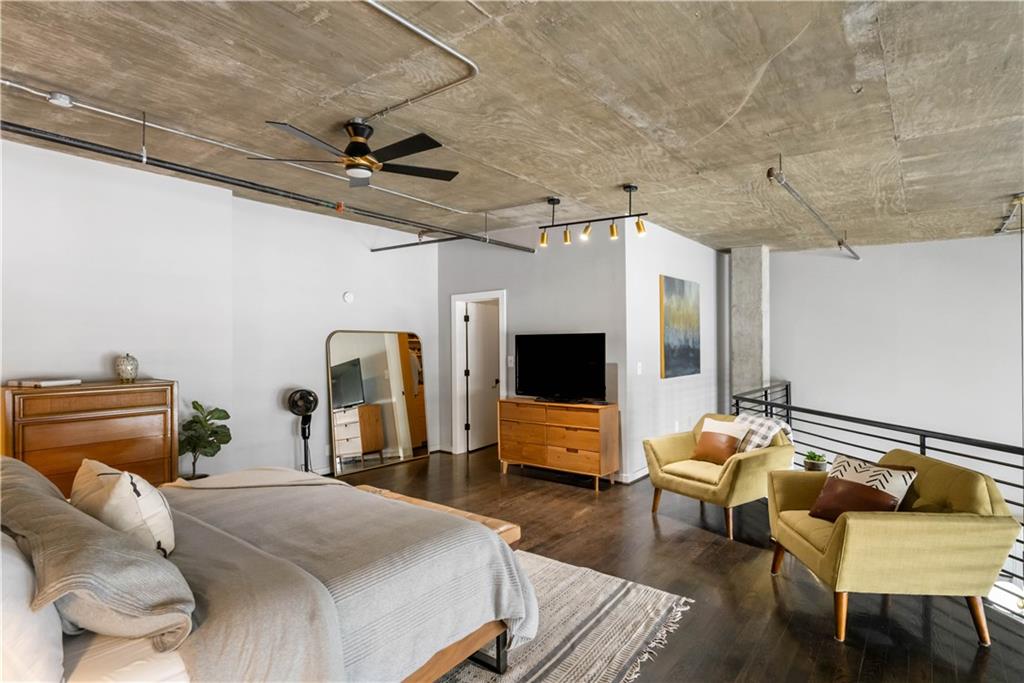 1023 Juniper Street NE Unit 302