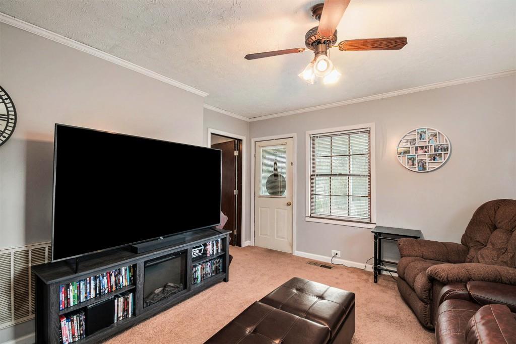 33 E Porter Street SE