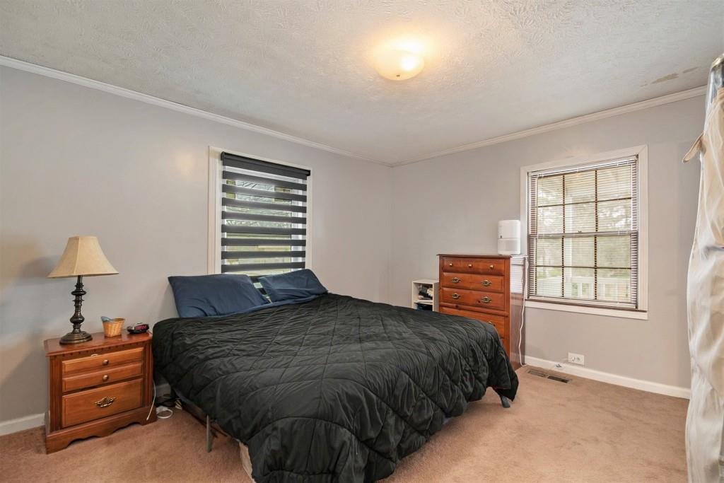 33 E Porter Street SE