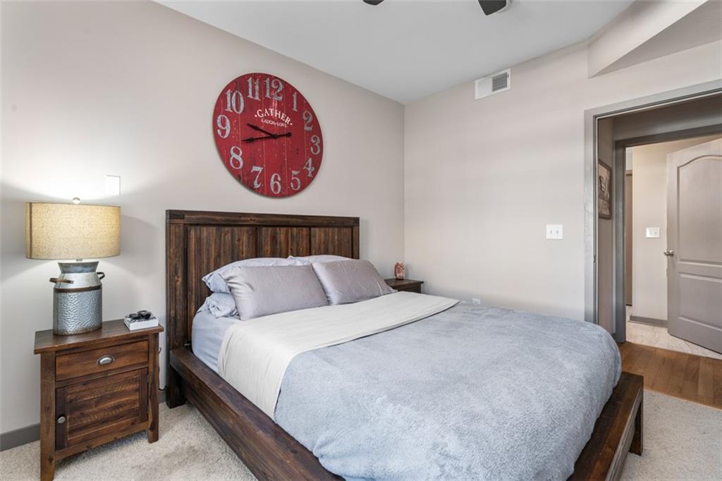 390 17th Street NW Unit 5016