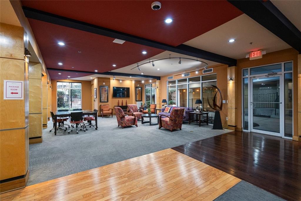 390 17th Street NW Unit 5016