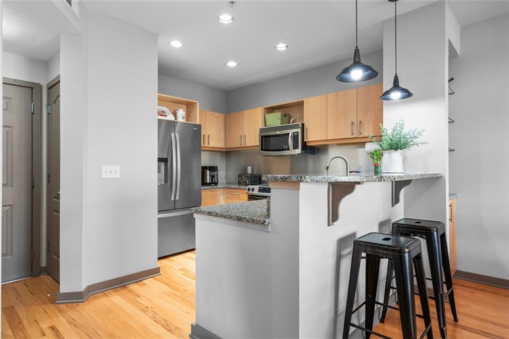 390 17th Street NW Unit 5016