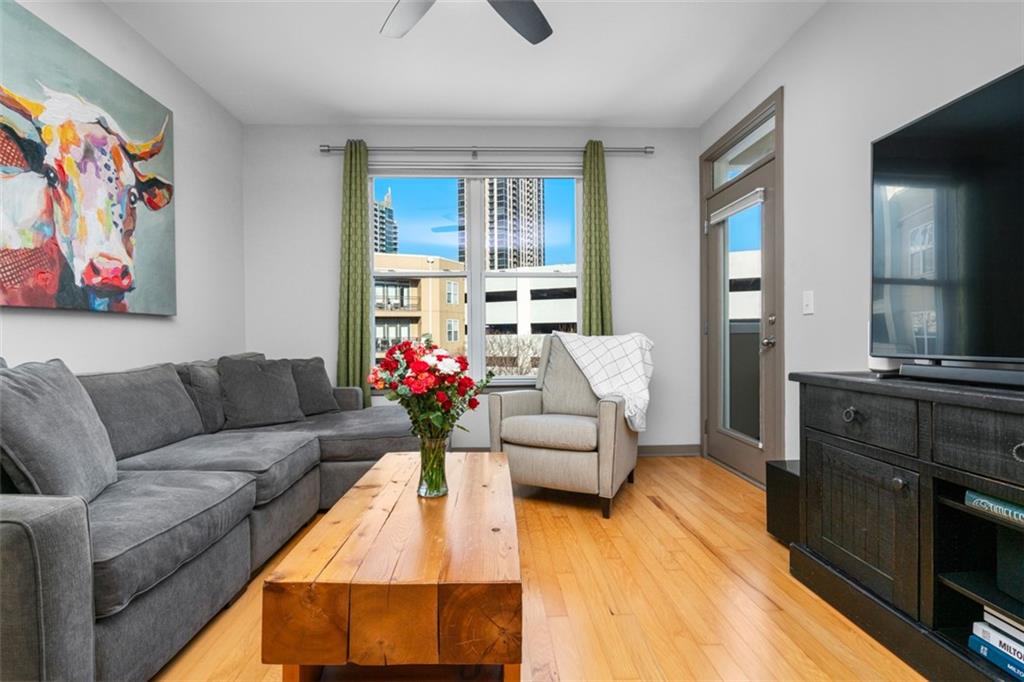 390 17th Street NW Unit 5016