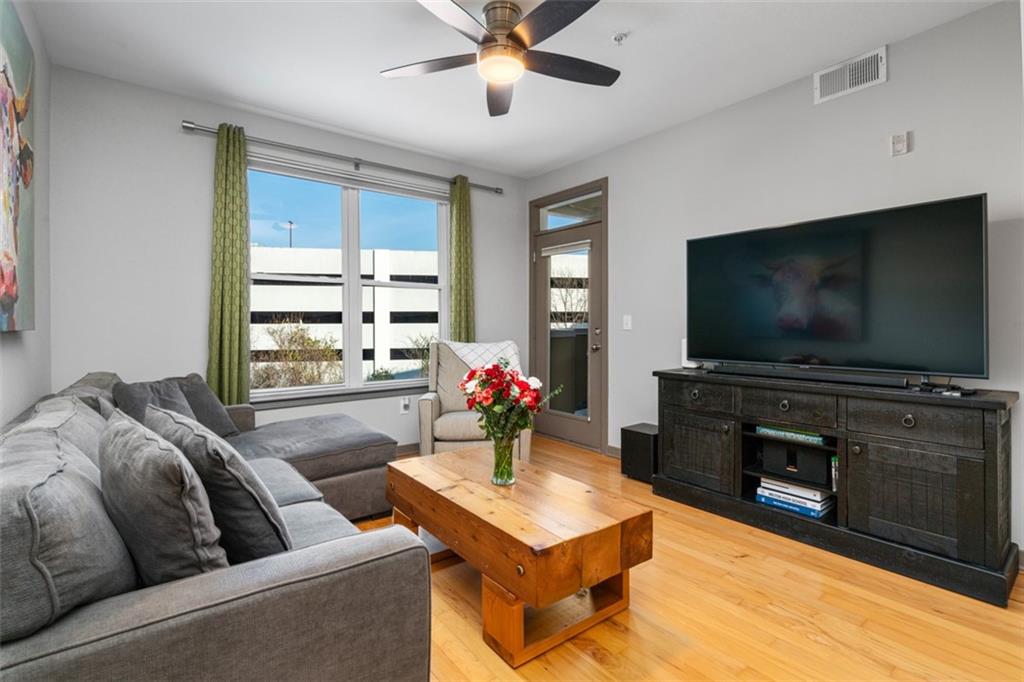 390 17th Street NW Unit 5016