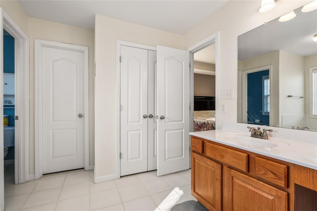 2304 Willow Shade Court