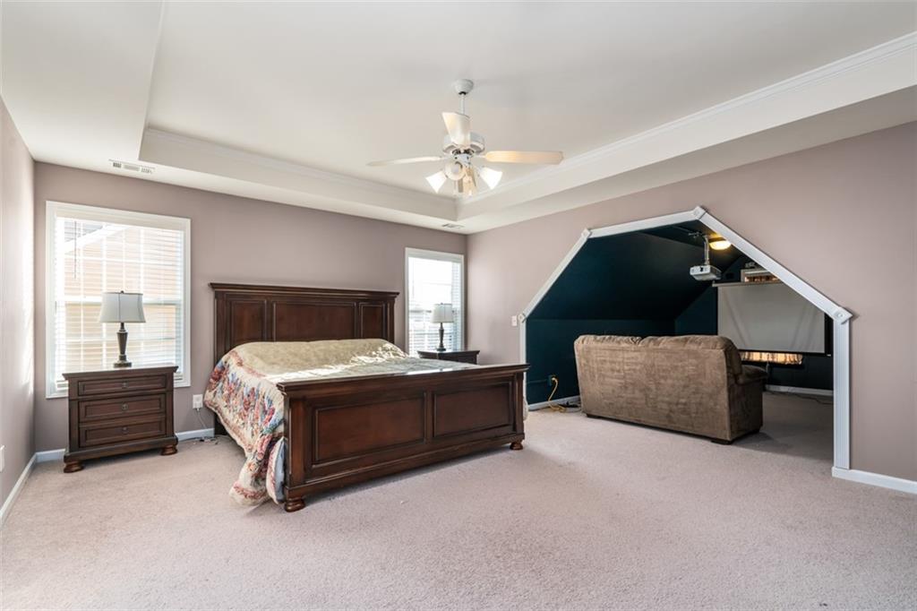 2304 Willow Shade Court