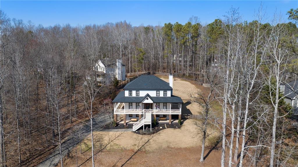 211 Falcon Pointe Court