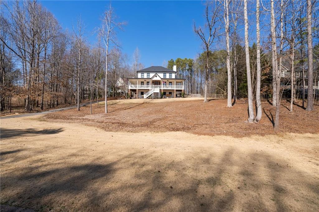 211 Falcon Pointe Court