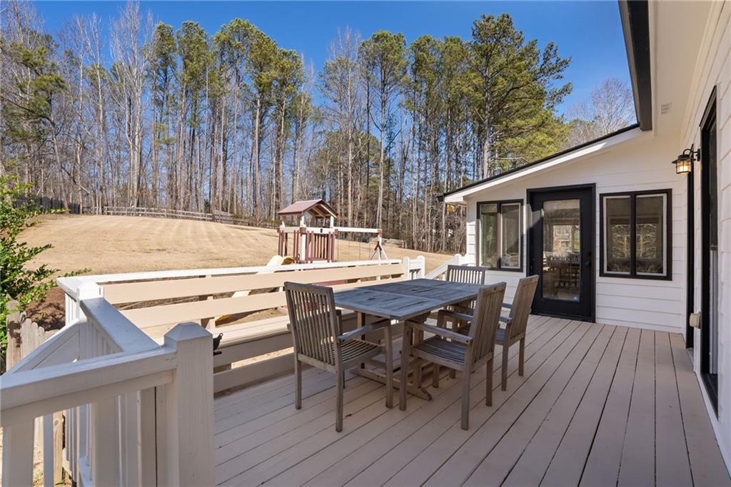 211 Falcon Pointe Court